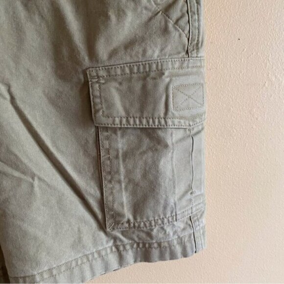 L.L. Bean Tropic-Weight Cargo Shorts Men 34 Tan Comfort Waist 100% Cotton Pcoket - Picture 6 of 12